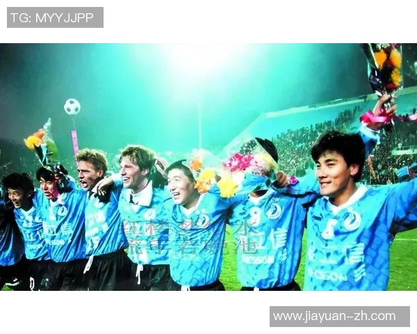 大连万达足球队明星球员风采与成就回顾